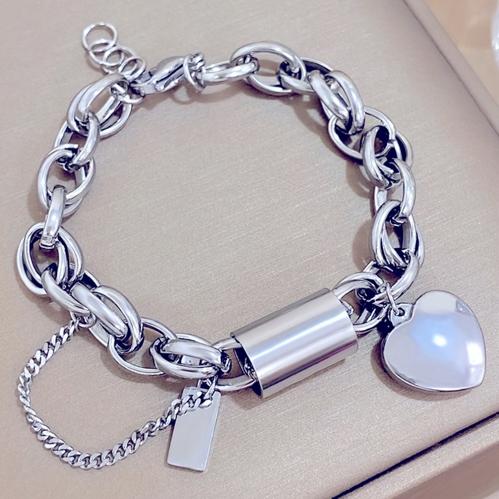 Silver Heart Chain Link Charm Bracelet